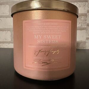 Bath & Body Works My Sweet Sisters 3-Wick Candle – NWT 14.5 oz
